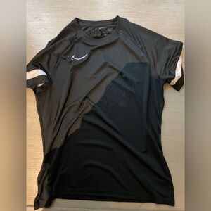 Nike Dri-Fit shirt size XXL runs small. In great condition